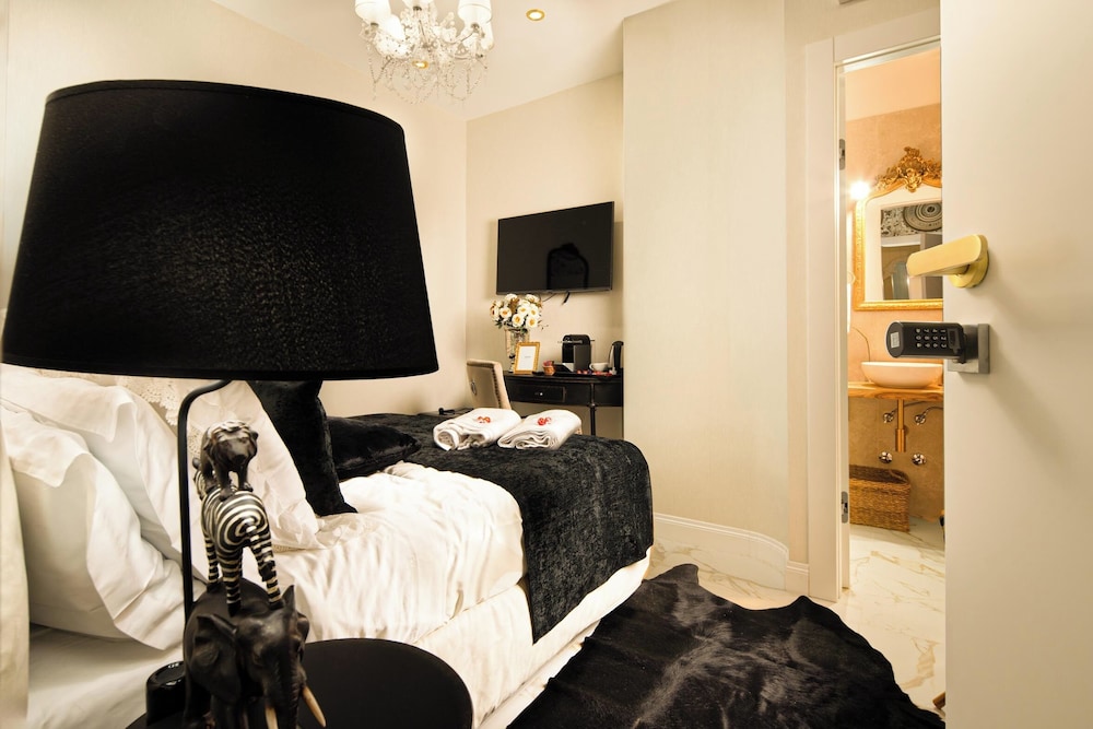 Comfort Suite, Non Smoking, Balcony