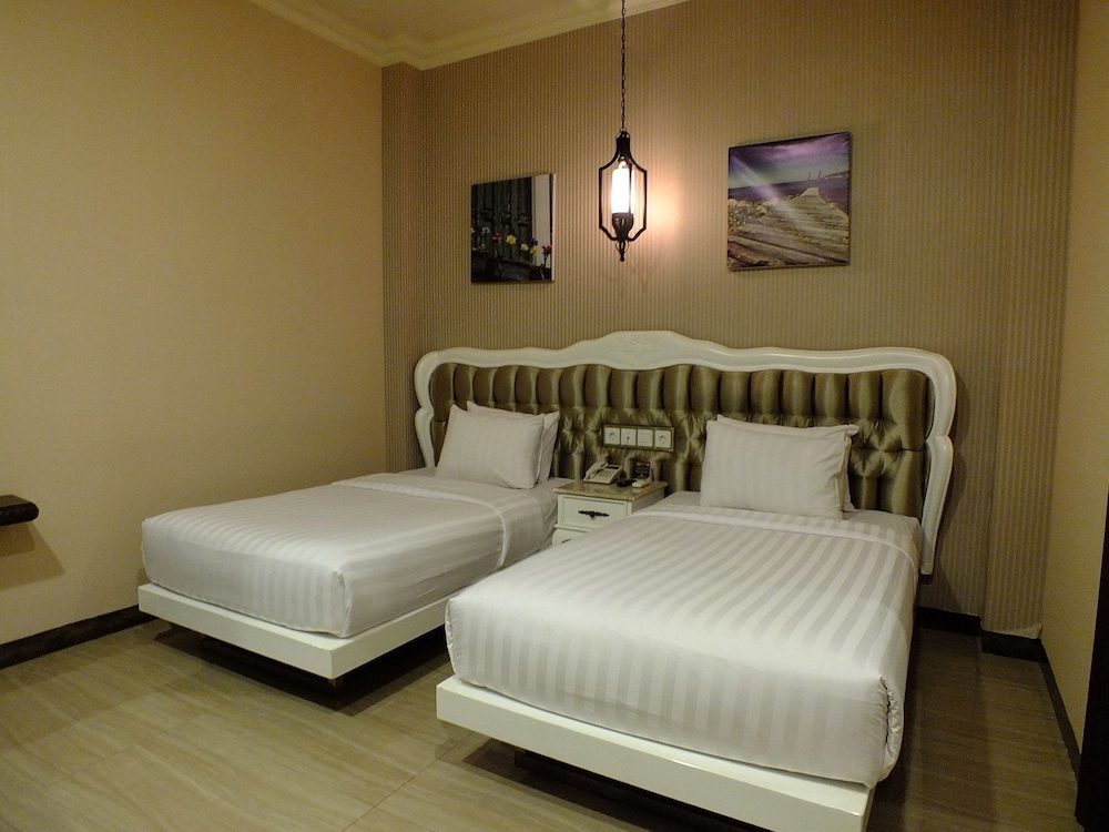 Deluxe Twin Room photo 1