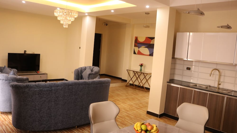 Luxury Suite, Balcony, City View photo 3