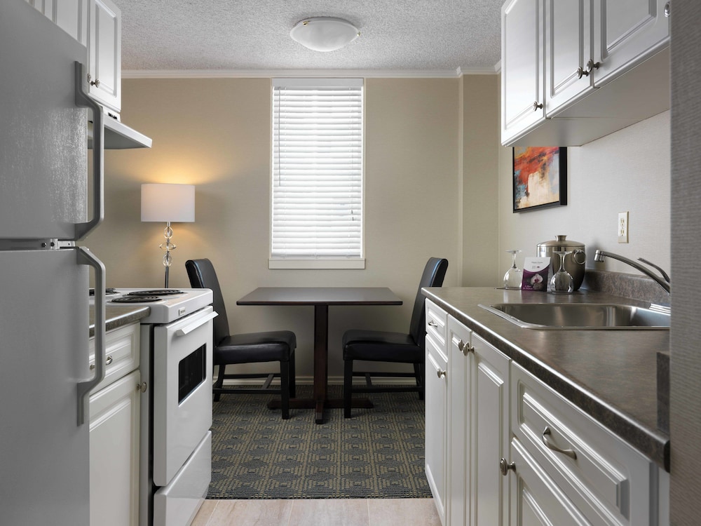 Superior Suite - Photo 2