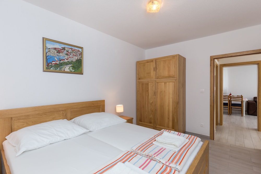 Apartment, 2 Bedrooms, Terrace, Pool View