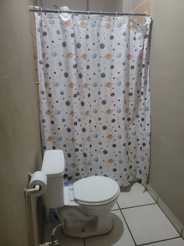 Basic Single Room, Accessible
