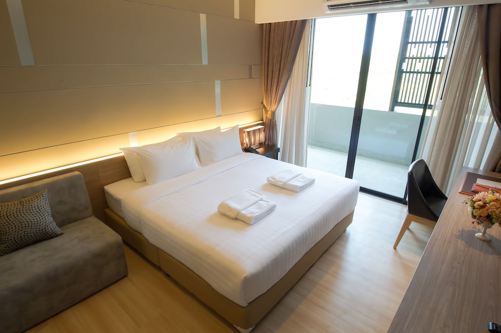 Deluxe Double or Twin Room, Park View photo 3