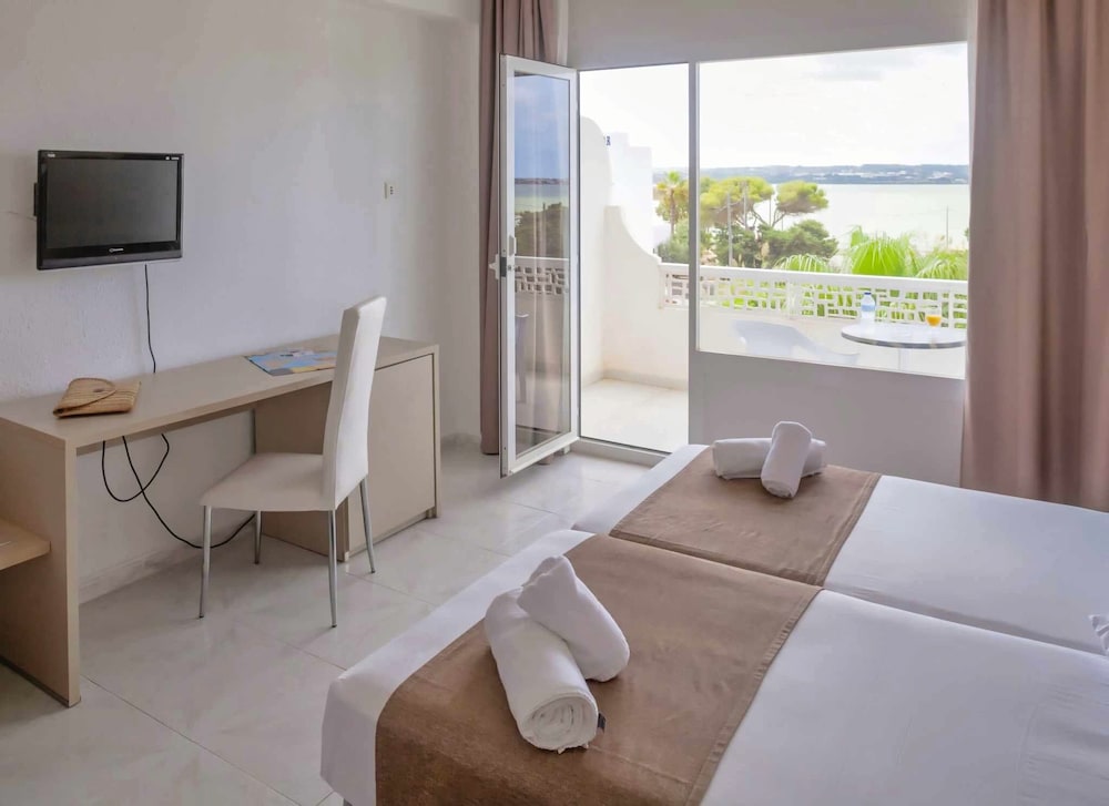 Double Room, Lake View photo 3