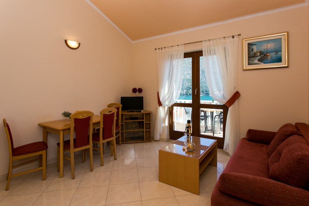 Comfort Apartment, 1 Bedroom, Refrigerator, Sea View