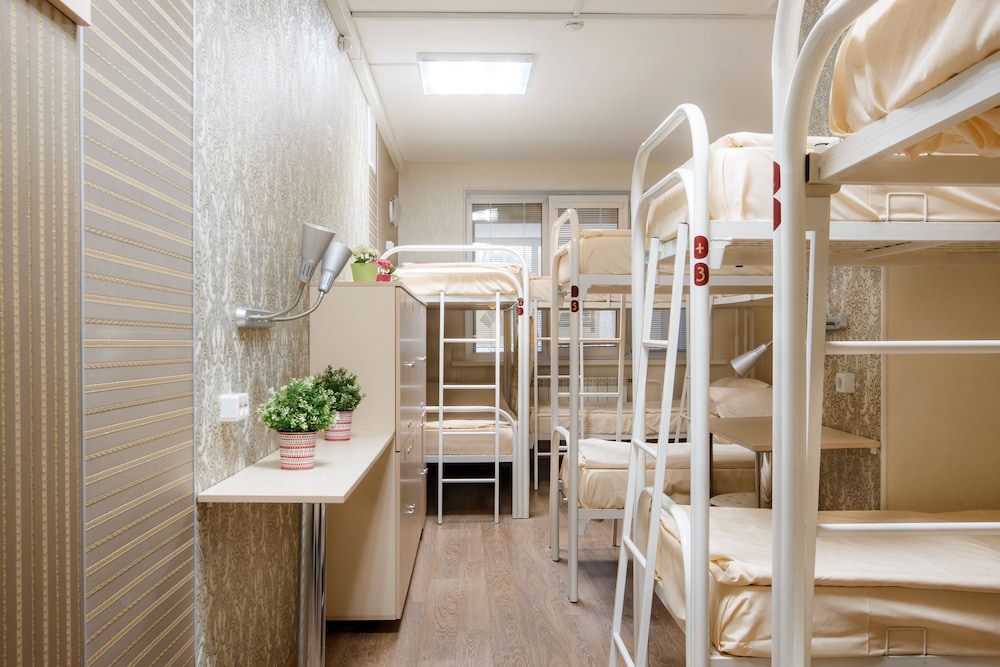 Shared Dormitory, Men only, Shared Bathroom (12 Beds) photo 3