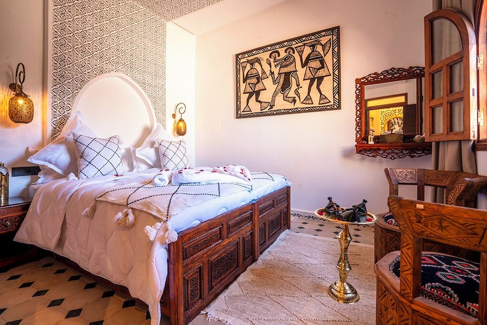 Deluxe Double or Twin Room, Courtyard View photo 1