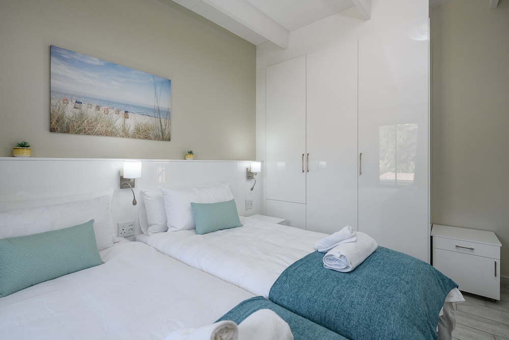 Superior Villa photo 2