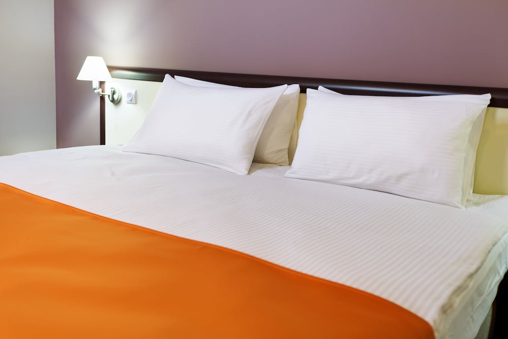 Standard Room, 1 Queen Bed, Smoking