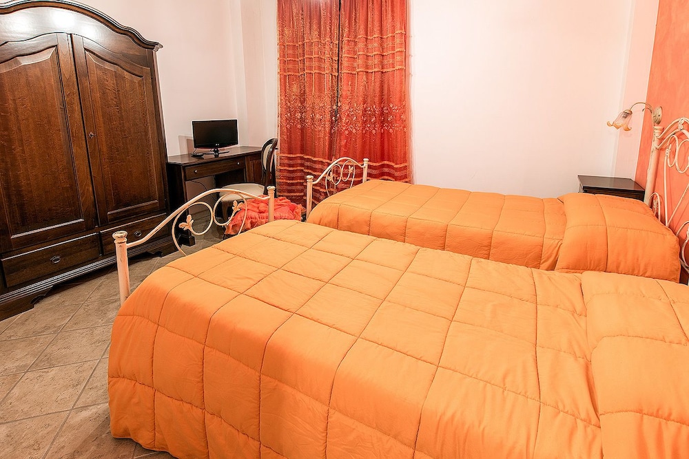 Standard Double Or Twin Room, Hill View
