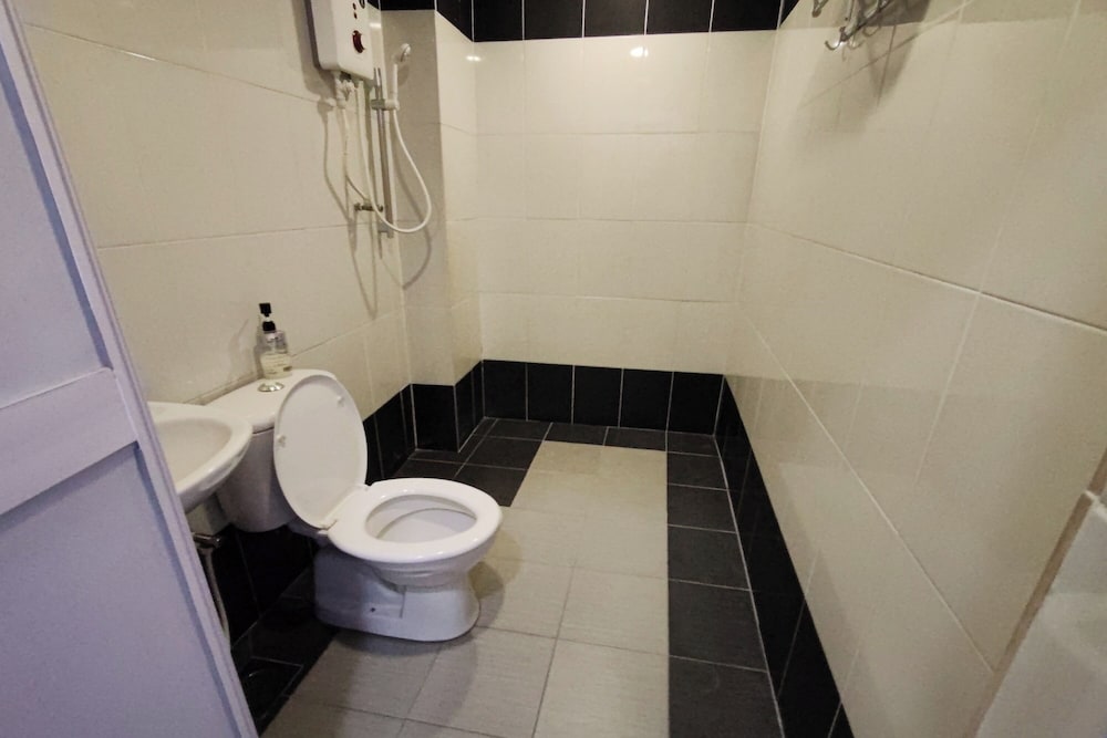Classic Triple Room - Photo 6