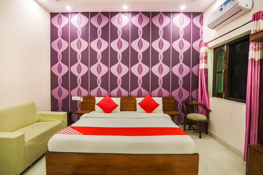 Deluxe Double Room, City View photo 3