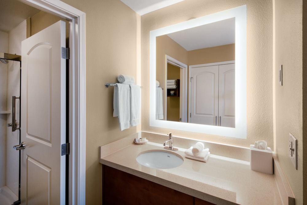 Suite, 1 Bedroom, Accessible, Kitchen (Communication) - Photo 2