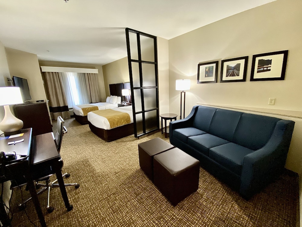 Suite, Non Smoking - Photo 1