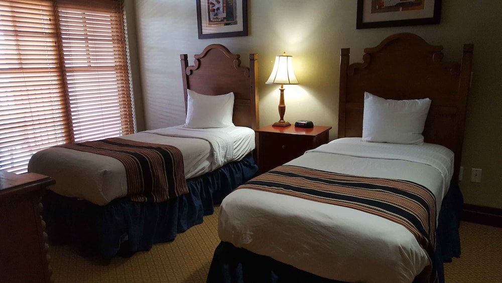 2 Bedroom Suite