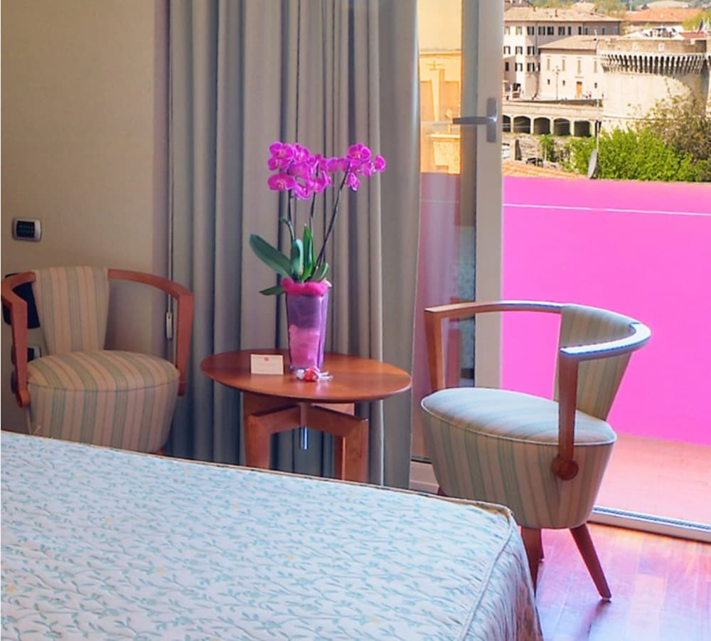 Double or Twin Room, Sea View - Photo 4
