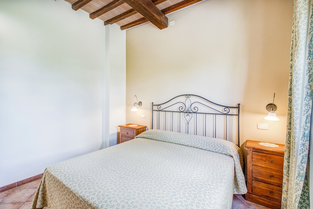 Standard Apartment, 1 Bedroom, Mountainside (Fico Family Apt Shared Pool,Volterra) photo 2
