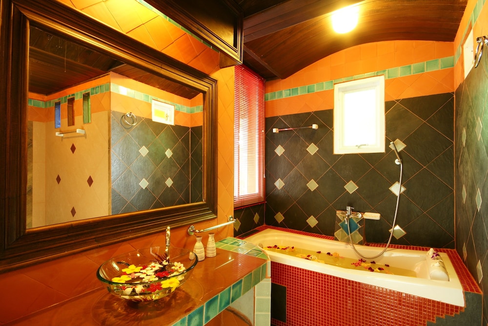 Panoramic View Room - Photo 2