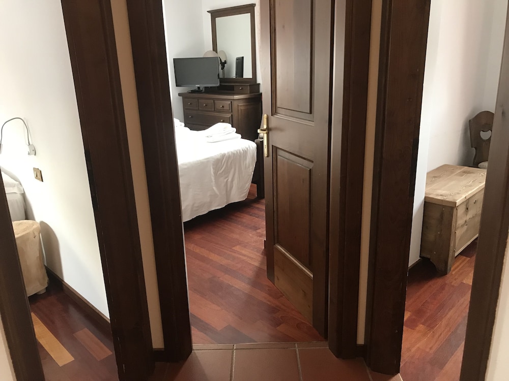 Family Apartment, 3 Bedrooms, Kitchen photo 3