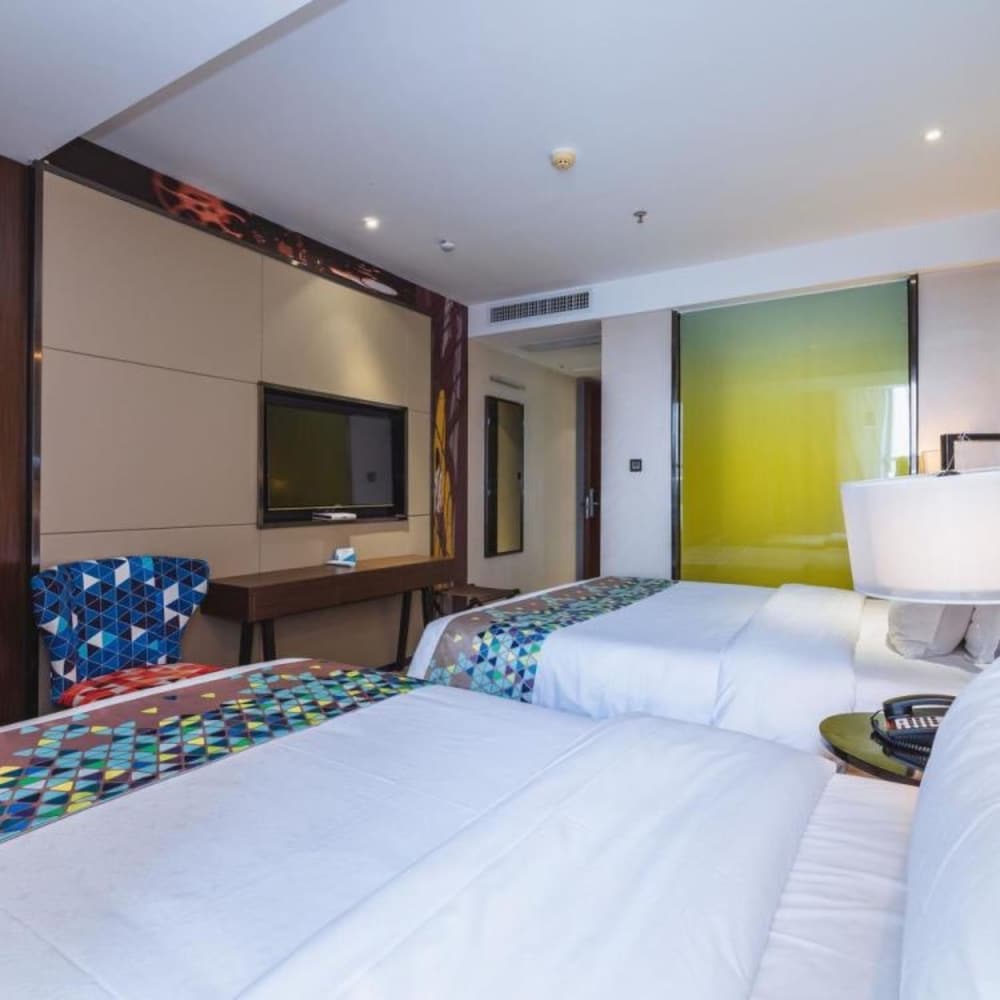 Superior Double Room, City View photo 2