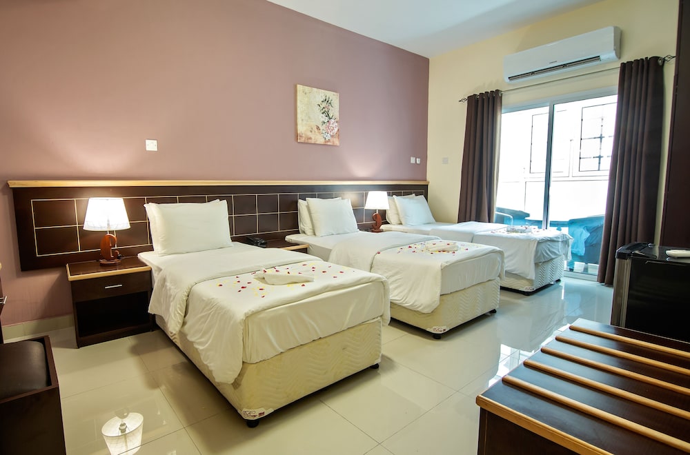 Standard Triple Room, 3 Bedrooms - Photo 2