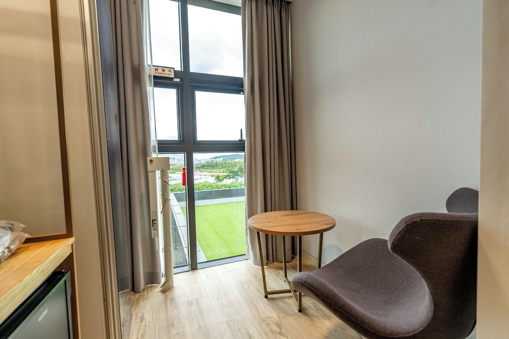 Premium Double Room - Photo 3