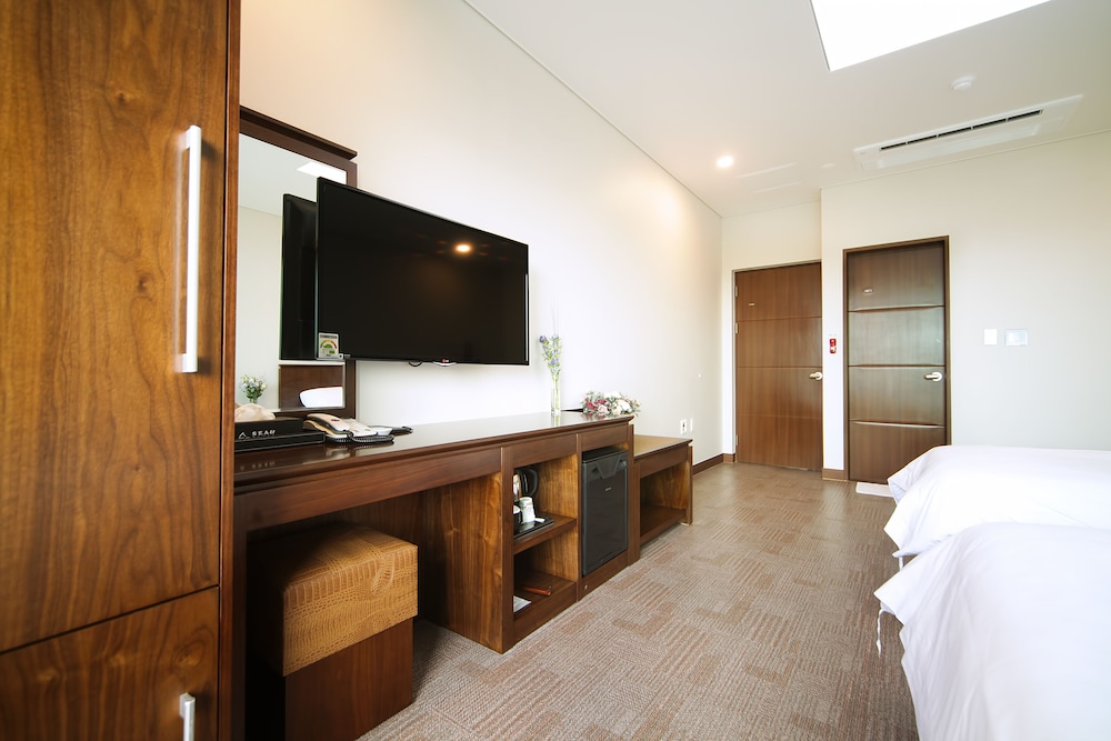 Standard Twin Room (1st Floor) photo 2