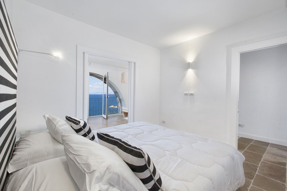 Apartment, 1 Bedroom, Smoking, Terrace photo 3