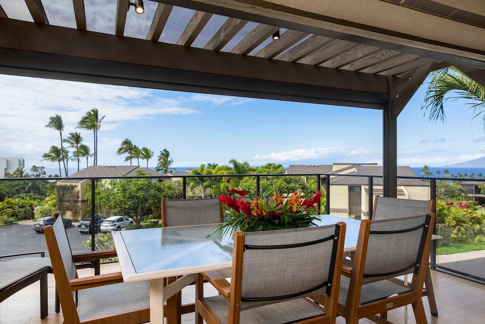 Condo, 2 Bedrooms, Garden View (2104) photo 2