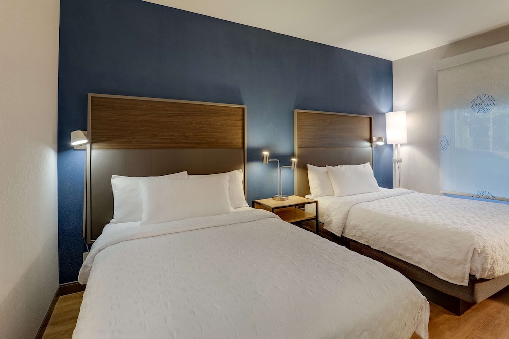 Room, 2 Queen Beds