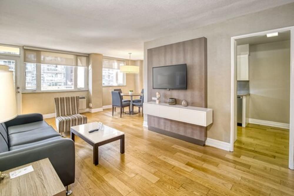 Suite, 2 Bedrooms - Photo 5