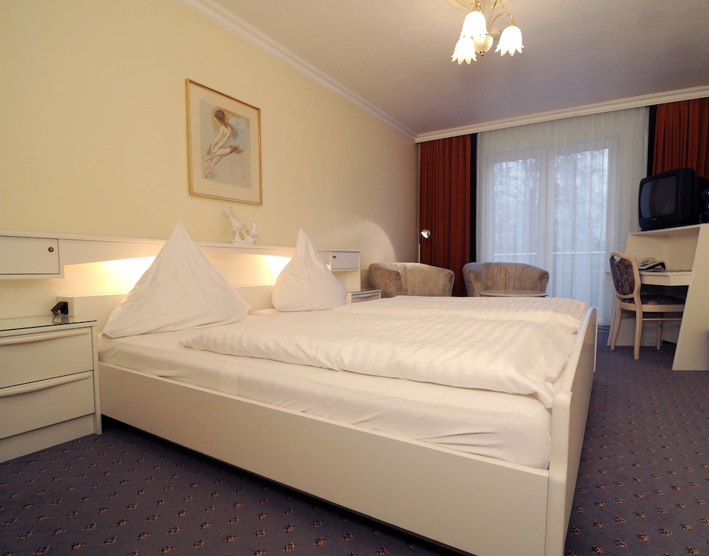 Comfort Double Room, Private Bathroom (Balcony) - Photo 2