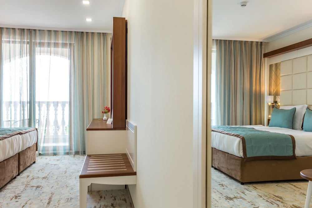 Deluxe Twin Side Sea View - Photo 8