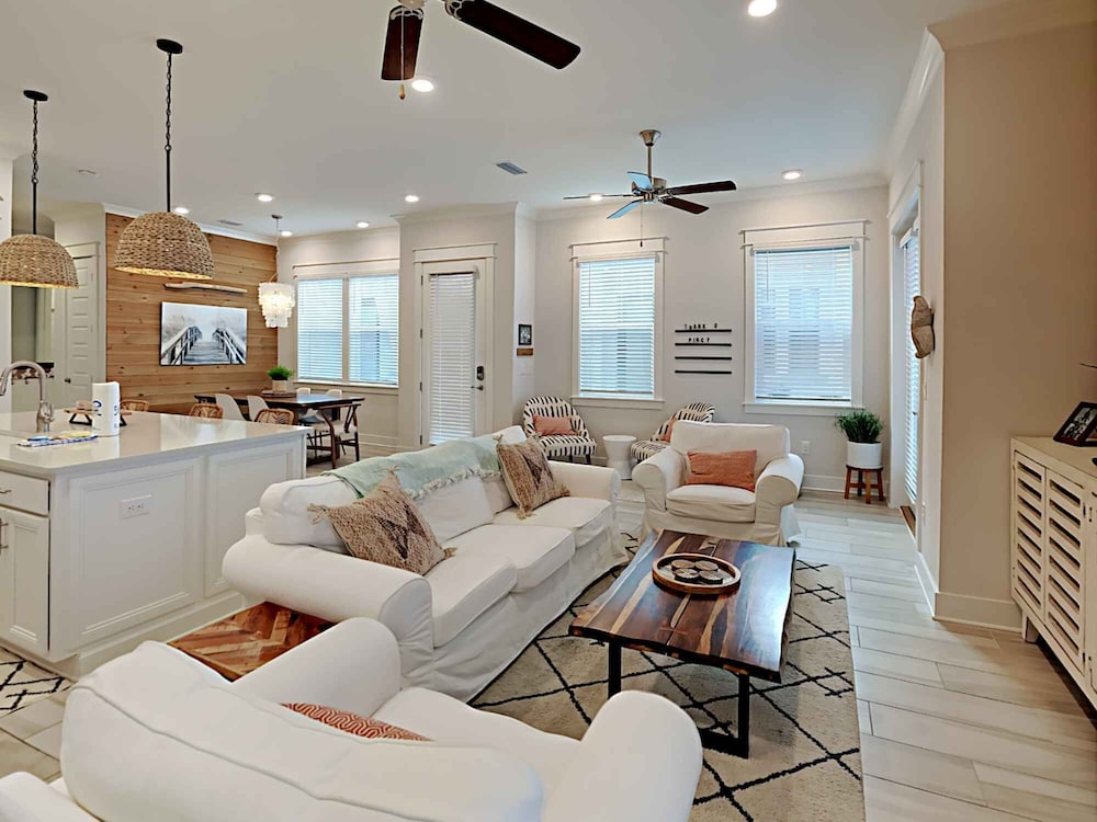 Condo, Multiple Beds, Balcony