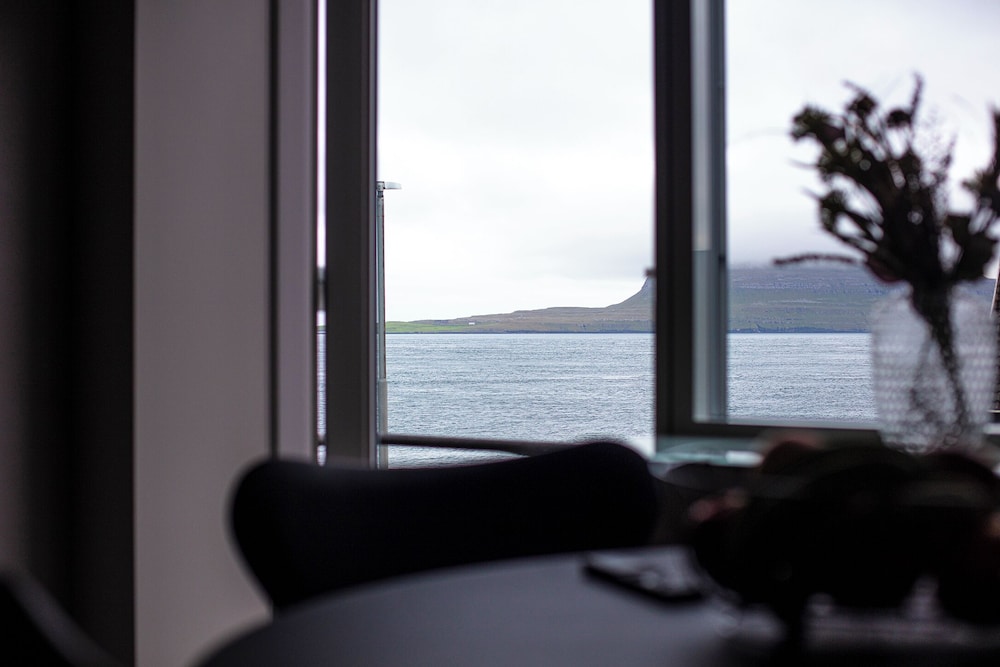 Suite, Sea View photo 3