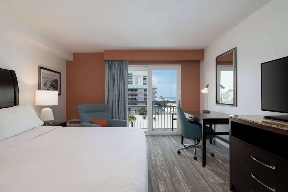 Room, 1 King Bed, Balcony