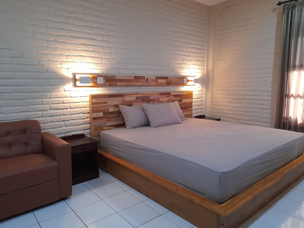 Superior Double or Twin Room, Refrigerator - Photo 1