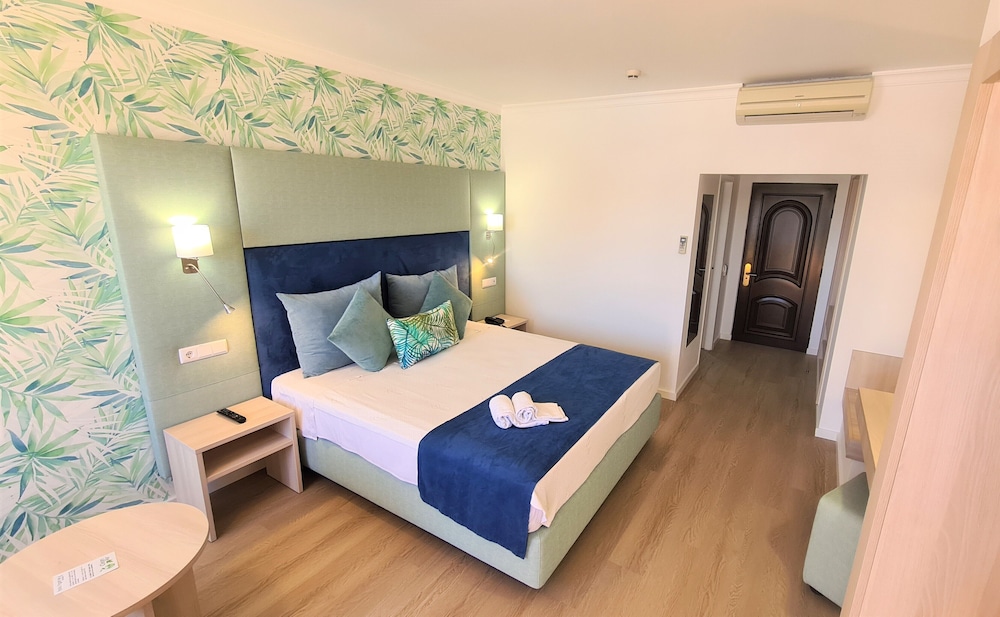 Single Room, Sea View photo 1