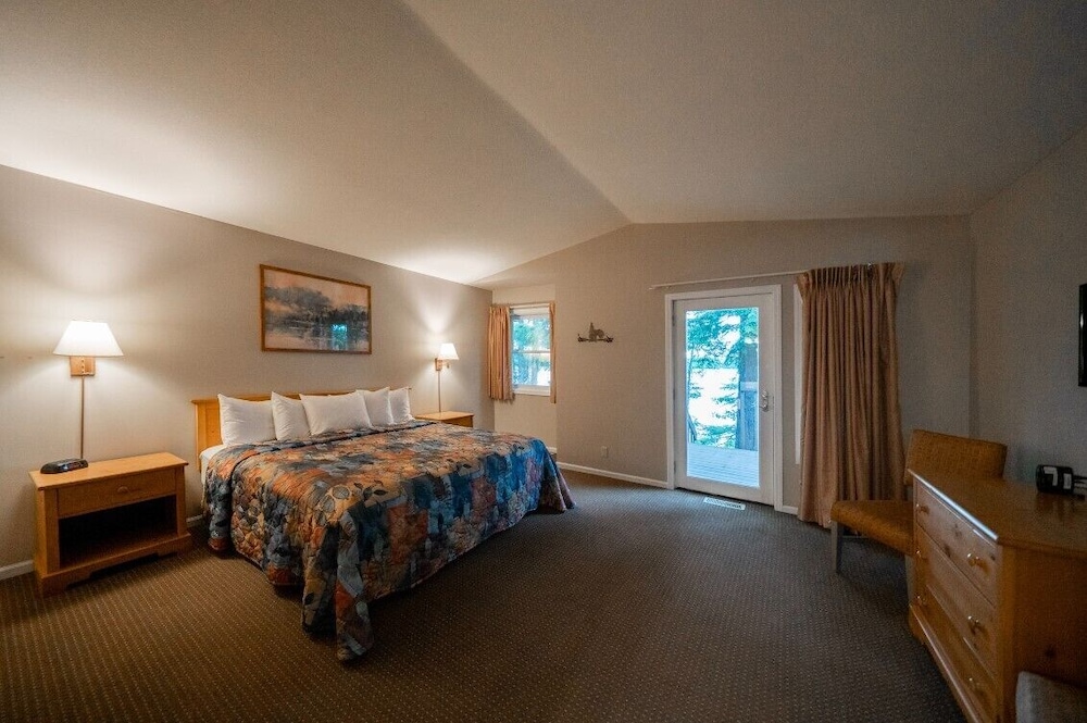 Deluxe Condo, Lake View, Lakeside photo 3