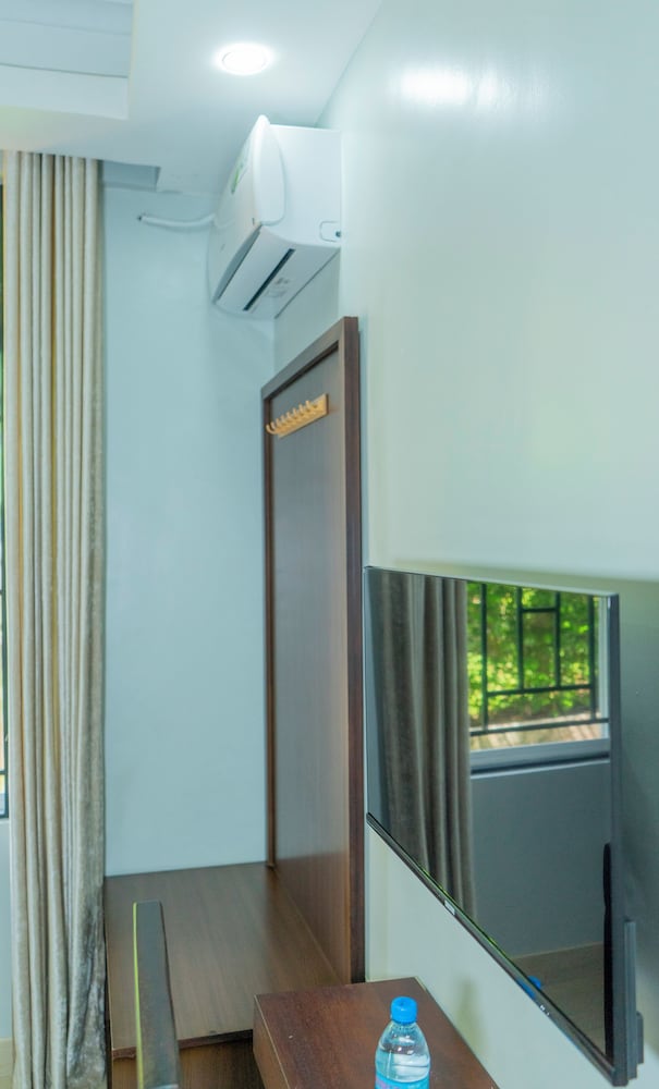 Deluxe Double Room, 1 Bedroom, Balcony, Garden View