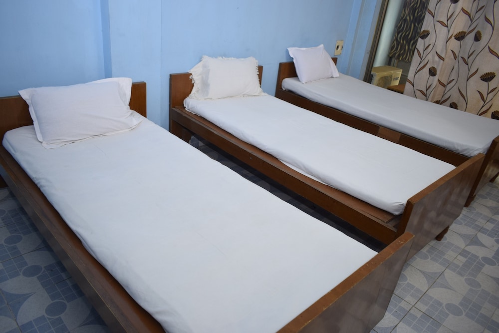 Basic Triple Room - Photo 1
