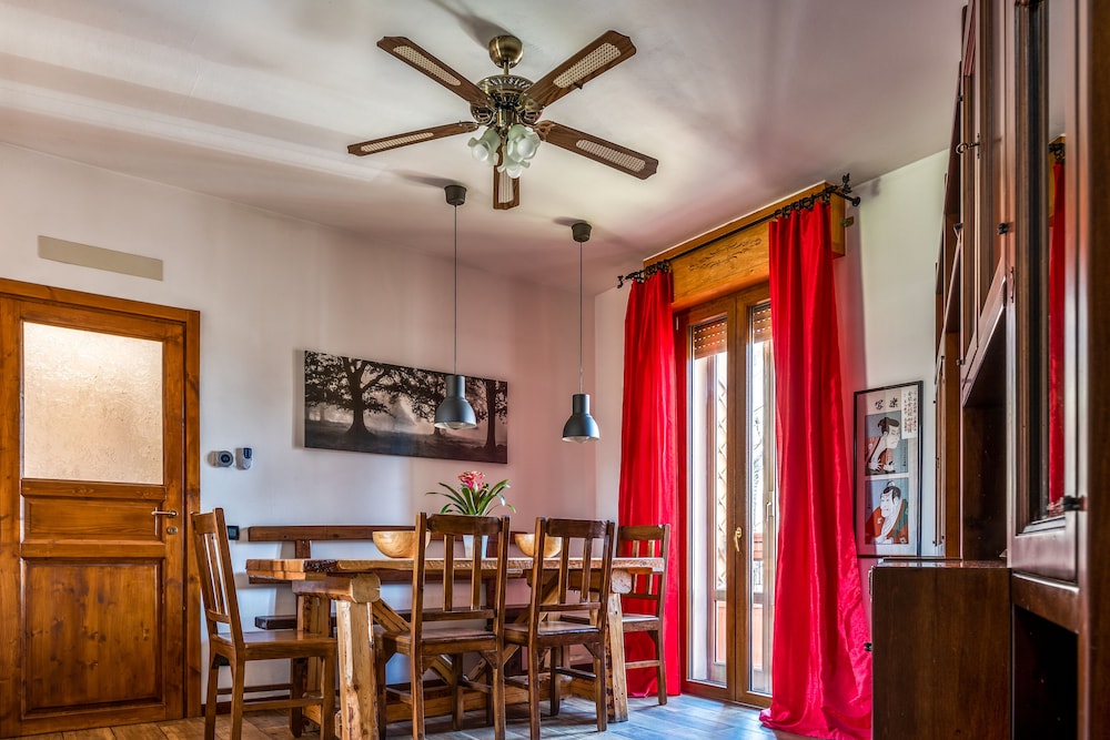 Superior Condo, 2 Bedrooms, Kitchen, Garden Area