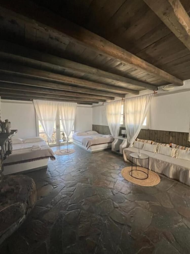 Deluxe Studio Suite, Mountain View