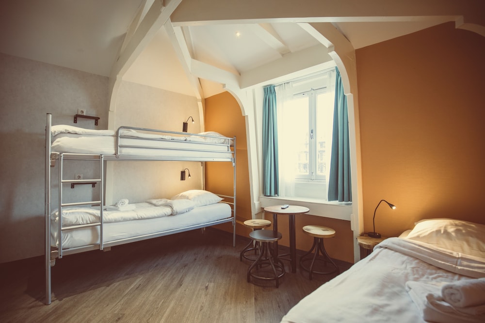 Basic Triple Room, Shared Bathroom photo 1