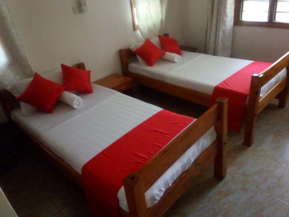 Standard Twin Room, Multiple Beds photo 1
