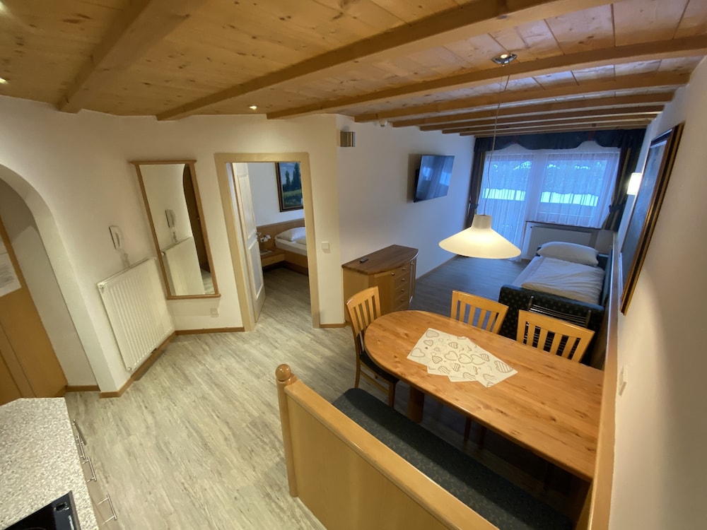 Honeymoon Apartment photo 1