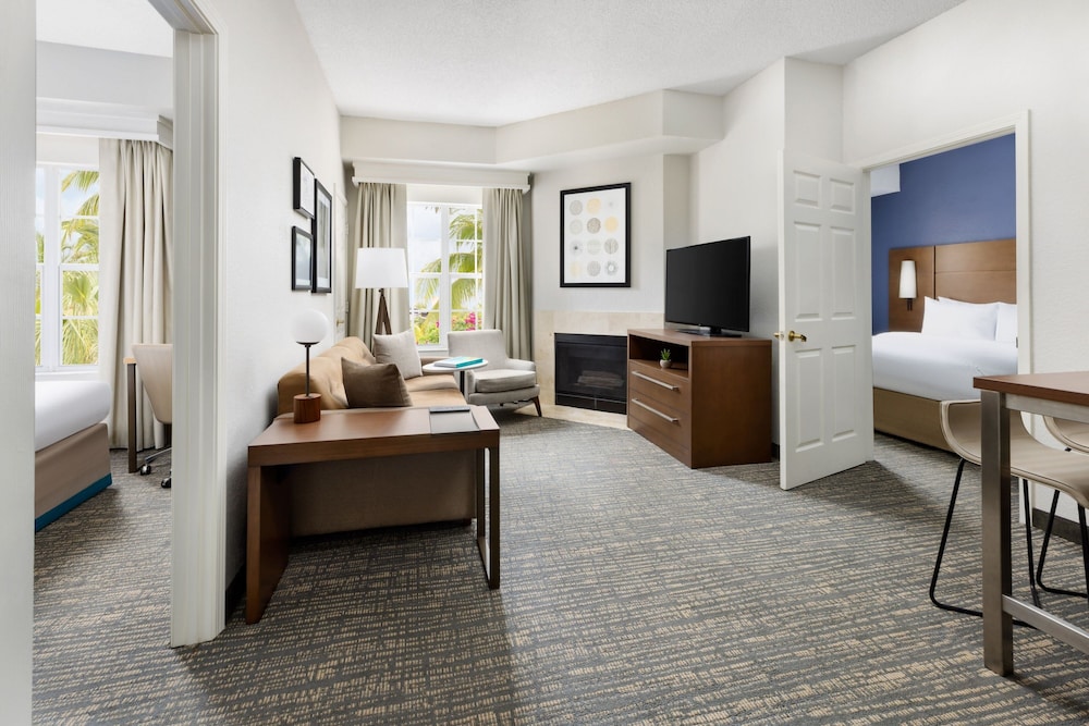 Suite, 2 Bedrooms (Hearing Accessible)