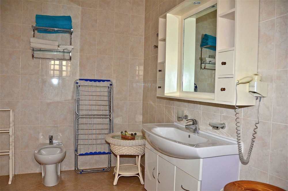 Superior Room - Photo 7