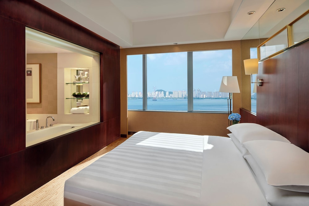 Studio Suite, 1 King Bed - Photo 1