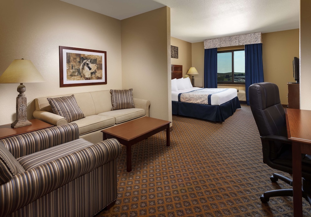 Suite, 1 King Bed, Non Smoking, Refrigerator & Microwave (with Sofabed) - Photo 1